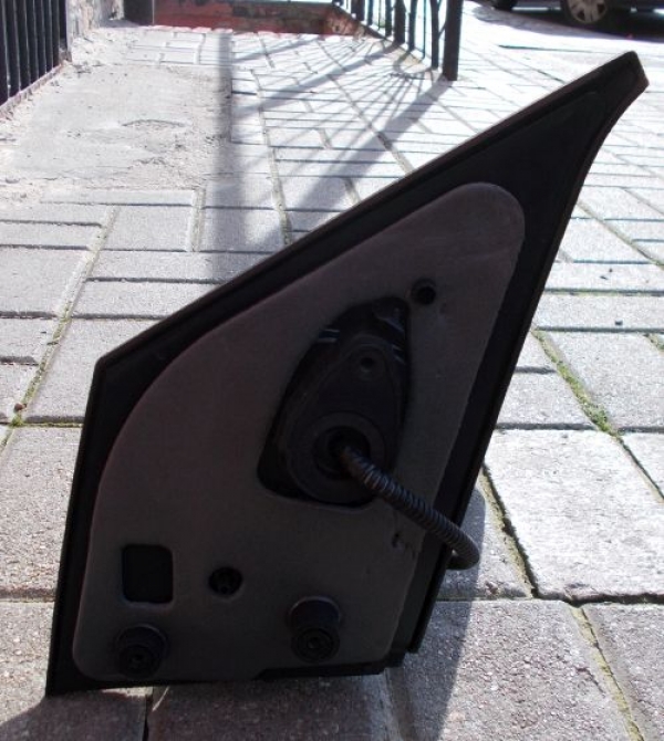 Peugeot - 108 - 5 drzwi - (2014-) - Lusterka /  Prawe elektryczne