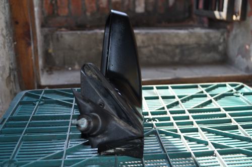 Nissan - Patrol - Hiszpan - 3 drzwi - (1986 - 1990) - Lusterka / Lewe ręczne wewnętrznie regulowane