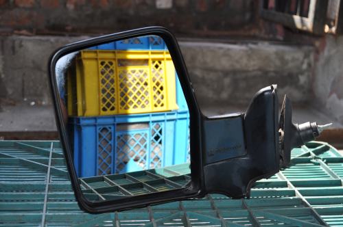 Nissan - Patrol - Hiszpan - 5 drzwi - (1986 - 1995) - Lusterka / Lewe ręczne wewnętrznie regulowane