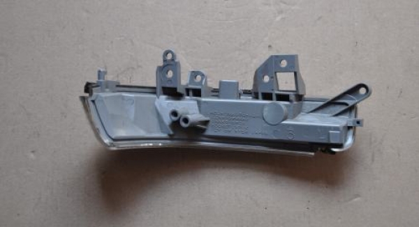 Toyota - Verso - (2009 - 2013) - Lusterka / Kierunkowskaz w lusterku lewy