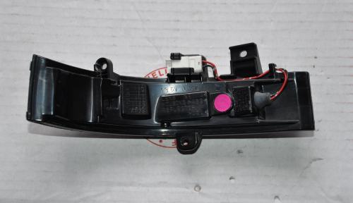 Mitsubishi - Outlander - (2009 - 2012) - Lusterka / Kierunkowskaz w lusterku lewy