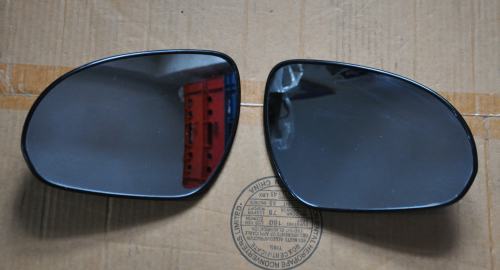 Hyundai - i30 - 5 drzwi - (2007 - 2010) - Lusterka / Wkład prawego elektrycznego