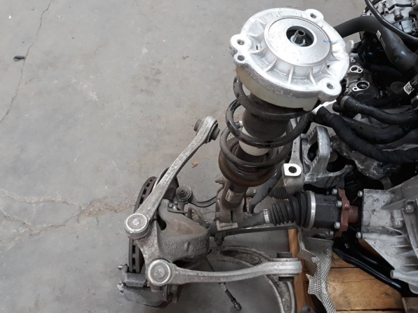 Audi - A4 - Kombi - (2015-) - Zawieszenie / Kompletne przednie