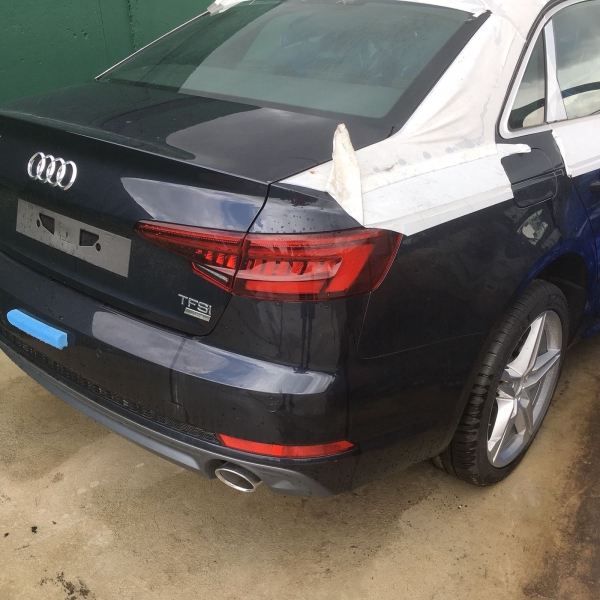 Audi - A4 - (2015-) - Karoseria /  Inne