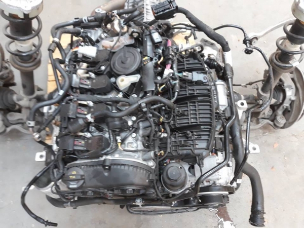 Audi - A4 - (2015-) - Silnik / Benzynowy kompletny