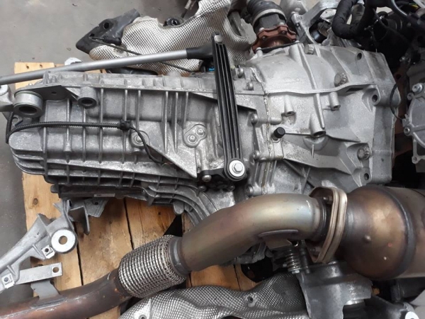 Audi - A4 - Kombi - (2015-) - Skrzynia / Ręczna  6-biegowa