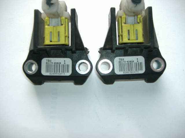 Toyota - Yaris - 3 drzwi - (2009 - 2011) - Poduszki / Sensory