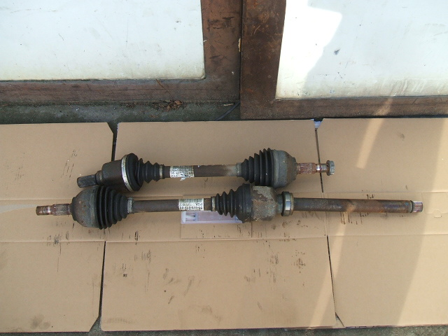 Citroen  - DS5 - (2015-) - Napęd / Półoś przednia prawa