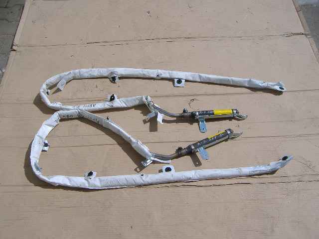 Audi - A3 - 5 drzwi - (2008 - 2012) - Poduszki / Kurtyna prawa