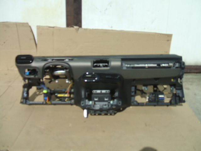 Citroen  - C 4 - Cactus - (2014-) - Wnętrze / Deska rozdzielcza