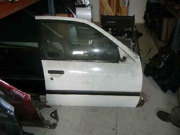 Nissan - Primera - 5 drzwi - (1990 - 1996) - Karoseria / Drzwi przednie prawe