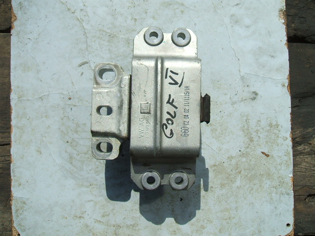 Volkswagen - Caddy - Osob./Tow.- (2003 - 2010) - Silnik / Poduszki/Łapy