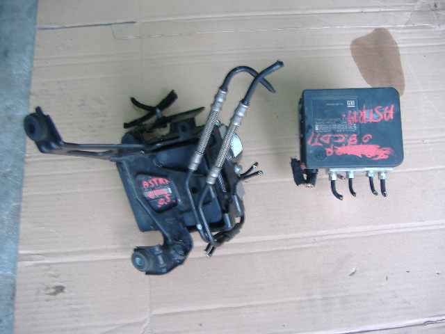 Opel - Astra - H - Twin Top - (2007 - 2010) - Hamulce / Pompa ABS