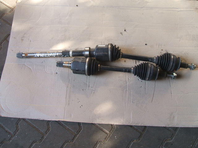 Mazda - CX 5 - (2015-) - Napęd / Półoś przednia lewa