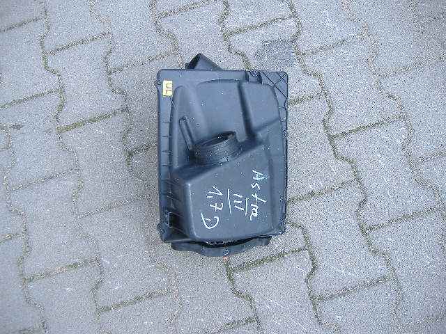 Opel - Astra - H - 5 drzwi - (2007 - 2014) - Filtry / Obudowa filtra powietrza
