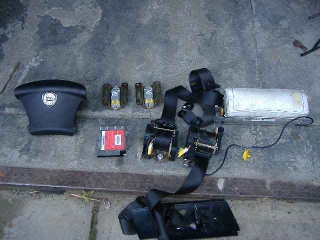 Lancia - Thesis - (2001 - 2008) - Poduszki / Komplet