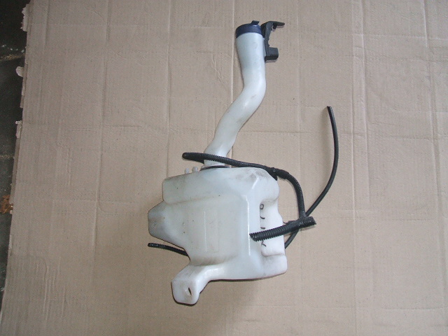 Alfa Romeo - MI.TO - (2011-) - Osprzęt / Zbiorniczek spryskiwaczy