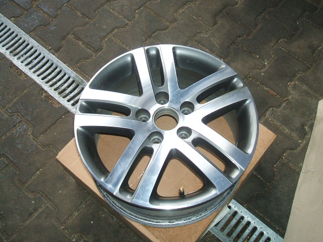 Volkswagen - Jetta - (2011 - 2015) - Koła / Felgi alu/z lekkich stopów