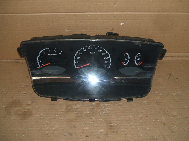 SsangYong - Actyon Sports - Pick-up - (2007 - 2012) - Wnętrze / Zestaw liczników