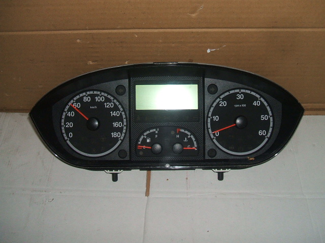 Fiat - Ducato - Osob./Tow.- (2011 - 2014) - Wnętrze / Zestaw liczników