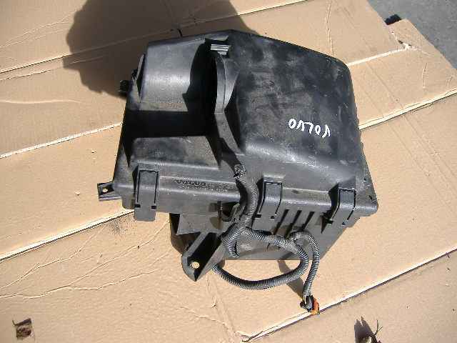 Volvo - S 60 - (2005 - 2007) - Filtry / Obudowa filtra powietrza