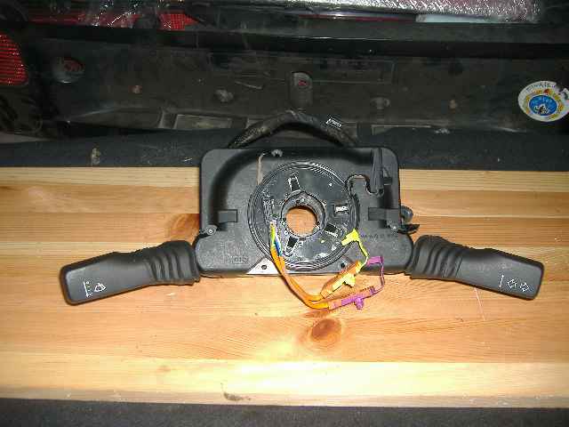 Opel - Astra - H - 5 drzwi - (2007 - 2014) - Wnętrze / Włącznik kierunkowskazów