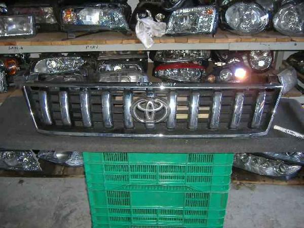 Toyota - Land Cruiser J90 - (1996 - 2000) - Karoseria / Atrapa przednia