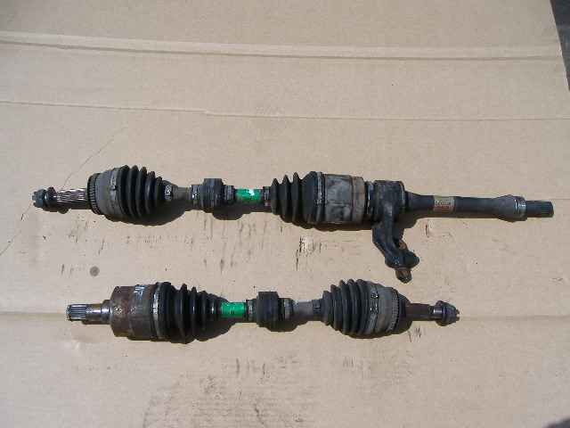 Hyundai - Accent - 3 drzwi - (2006 - 2010) - Napęd / Półoś przednia lewa