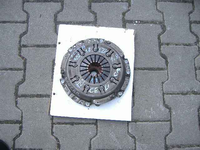 Toyota - Avensis - 5 drzwi - (1997 - 2000) - Sprzęgło / Kompletne