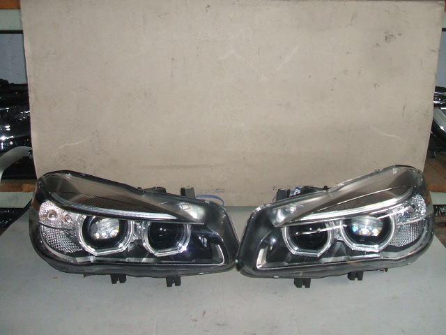 BMW - Seria 2 - F45 - (2014-) - Oświetlenie / Lampa przednia  lewa Bixenon