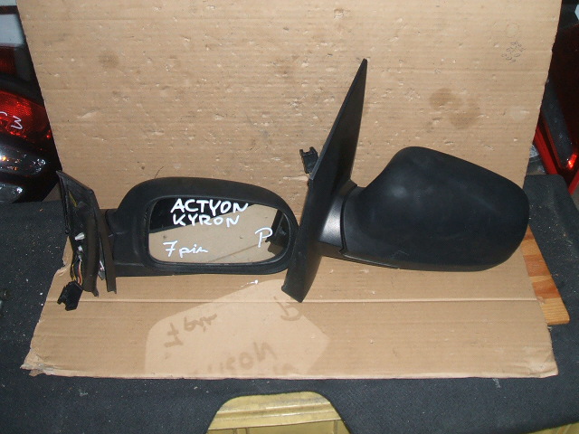 SsangYong - Actyon - (2006 - 2012) - Lusterka /  Prawe elektryczne