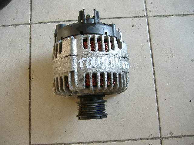Volkswagen - Touran - (2003 - 2006) - Silnik / Alternator