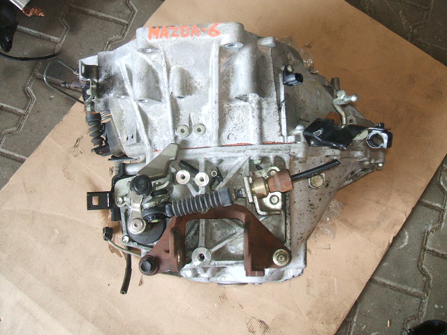Mazda - 6 - 4 drzwi - (2005 - 2008) - Skrzynia / Ręczna  6-biegowa