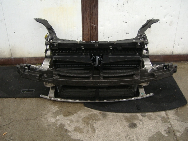 BMW - Seria 2 - F45 - (2014-) - Oświetlenie / Lampa przednia prawa