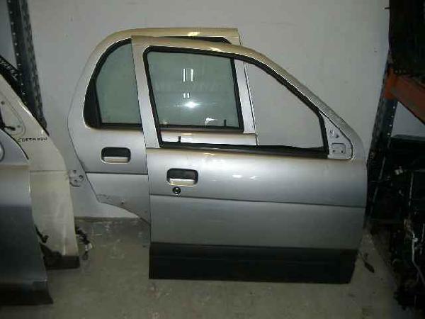 Daihatsu - Terios - (2001 - 2004) - Karoseria / Drzwi przednie prawe