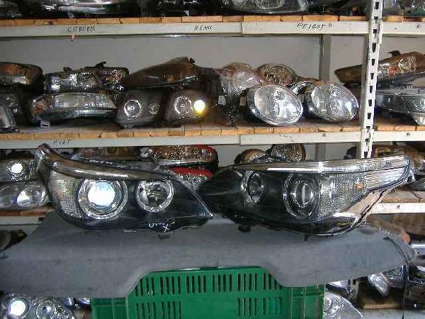 BMW - Seria 5 - E61 - Kombi - (2007 - 2010) - Oświetlenie / Lampa przednia  lewa Bixenon