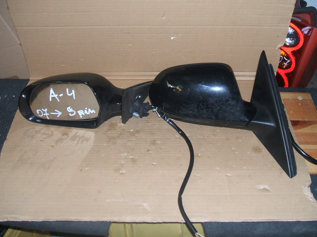 Audi - A4 - Kombi - (2008 - 2012) - Lusterka /  Prawe elektryczne