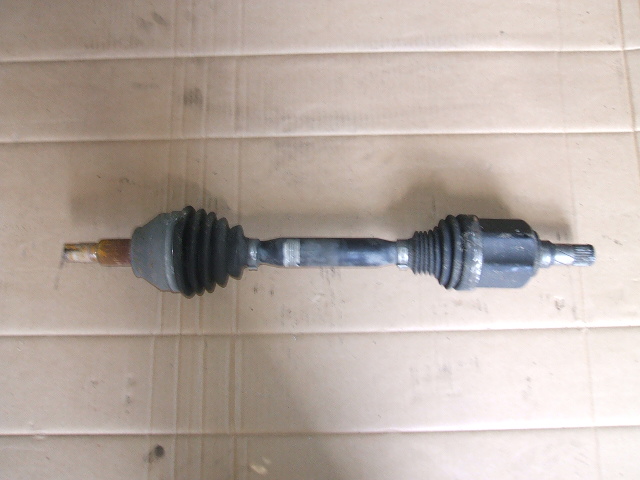 Alfa Romeo - BRERA - (2005 - 2010) - Napęd / Półoś przednia lewa