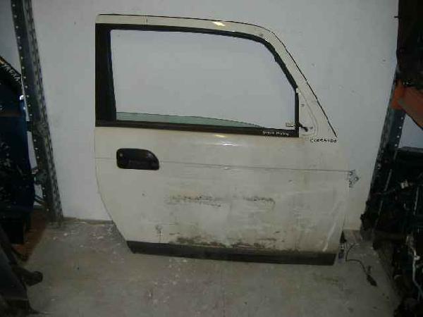 SsangYong - Korando - (1988 - 1996) - Karoseria / Drzwi prawe (pojazd 3-drzwiowy)