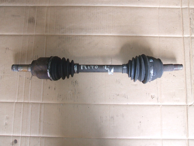 Alfa Romeo - MI.TO - (2011-) - Napęd / Półoś przednia lewa