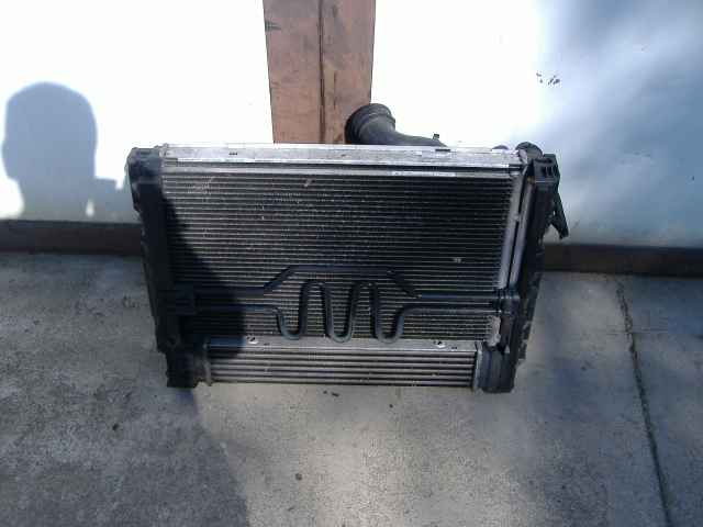 BMW - Seria 1 - E87 - 5 drzwi - (2004 - 2007) - Układ chłodzenia / Komplet: woda, klima, wentylatory