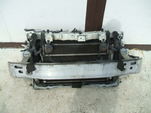 Toyota - Prius+ - (2011-) - Oświetlenie / Lampa przednia lewa