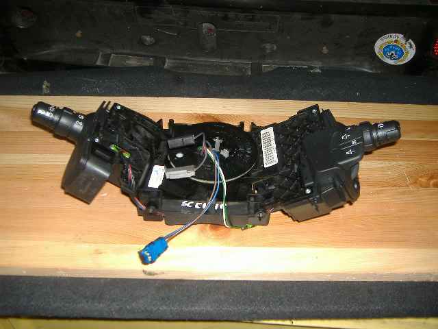 Renault - Scenic - Grand - (2004 - 2006) - Poduszki / Taśmy