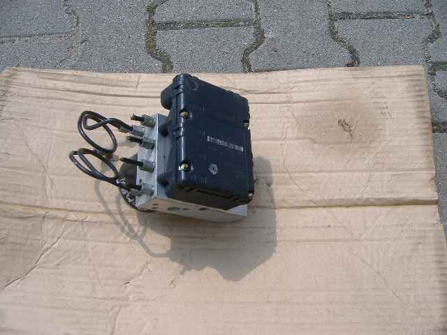 Chrysler - PT CRUISER - (1999 - 2005) - Hamulce / Pompa ABS