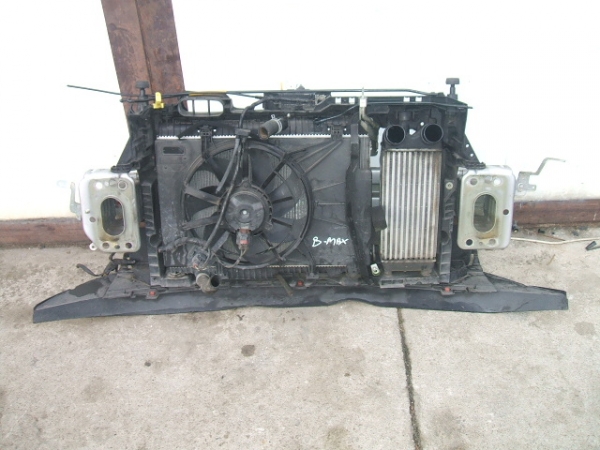 Ford - B-Max - (2012-) - Oświetlenie / Lampa przednia prawa