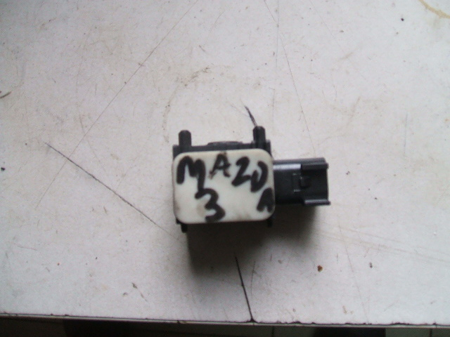 Mazda - 3 - 4 drzwi - (2003 - 2006) - Poduszki / Sensory