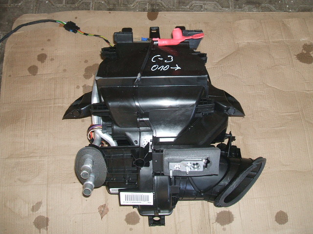 Citroen  - C 3 - (2009 - 2013) - Układ chłodzenia / Nagrzewnica kompletna