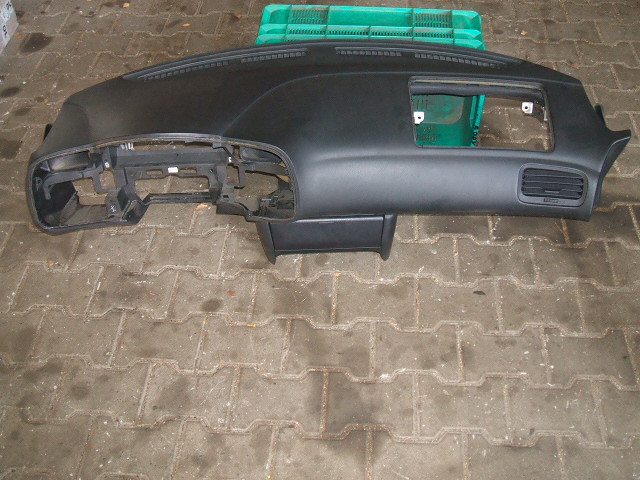 Honda - S-2000 - (2004 - 2006) - Wnętrze / Deska rozdzielcza