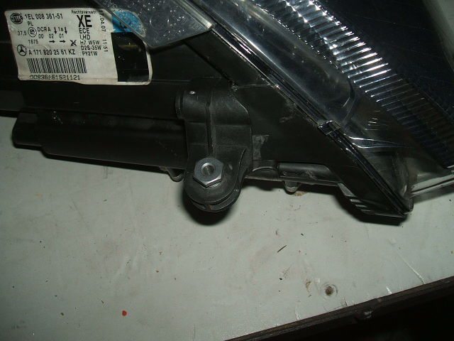 Mercedes-Benz - SLK - R171 - (2004 - 2008) - Oświetlenie / Lampa przednia   lewa Xenon