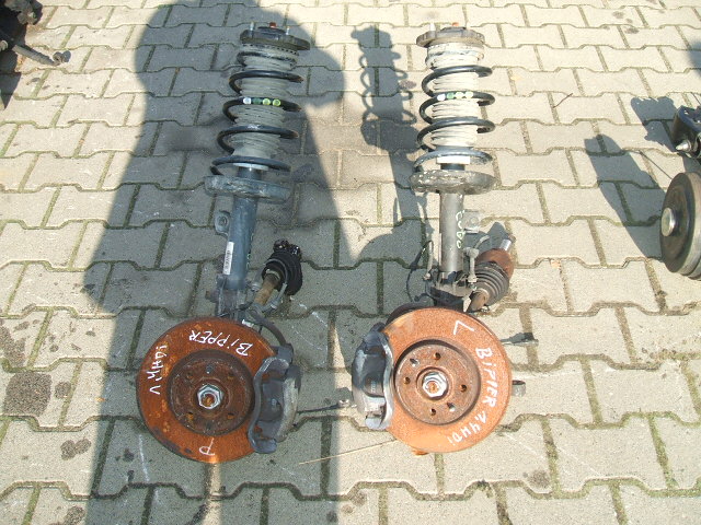 Fiat - Fiorino - Osob./Tow.- (2008 - 2016) - Zawieszenie / Zwrotnica lewa